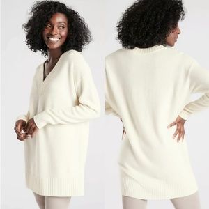 Athleta  V-Neck oversized tunic sweater wool & cashmere Blend Small C48